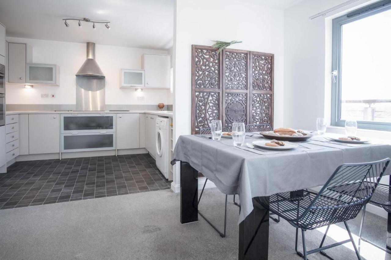 Maritime Quarter - 2 Bedroom Apartment - Sa1 Beach Front Fishermans Way Swansea Exterior photo