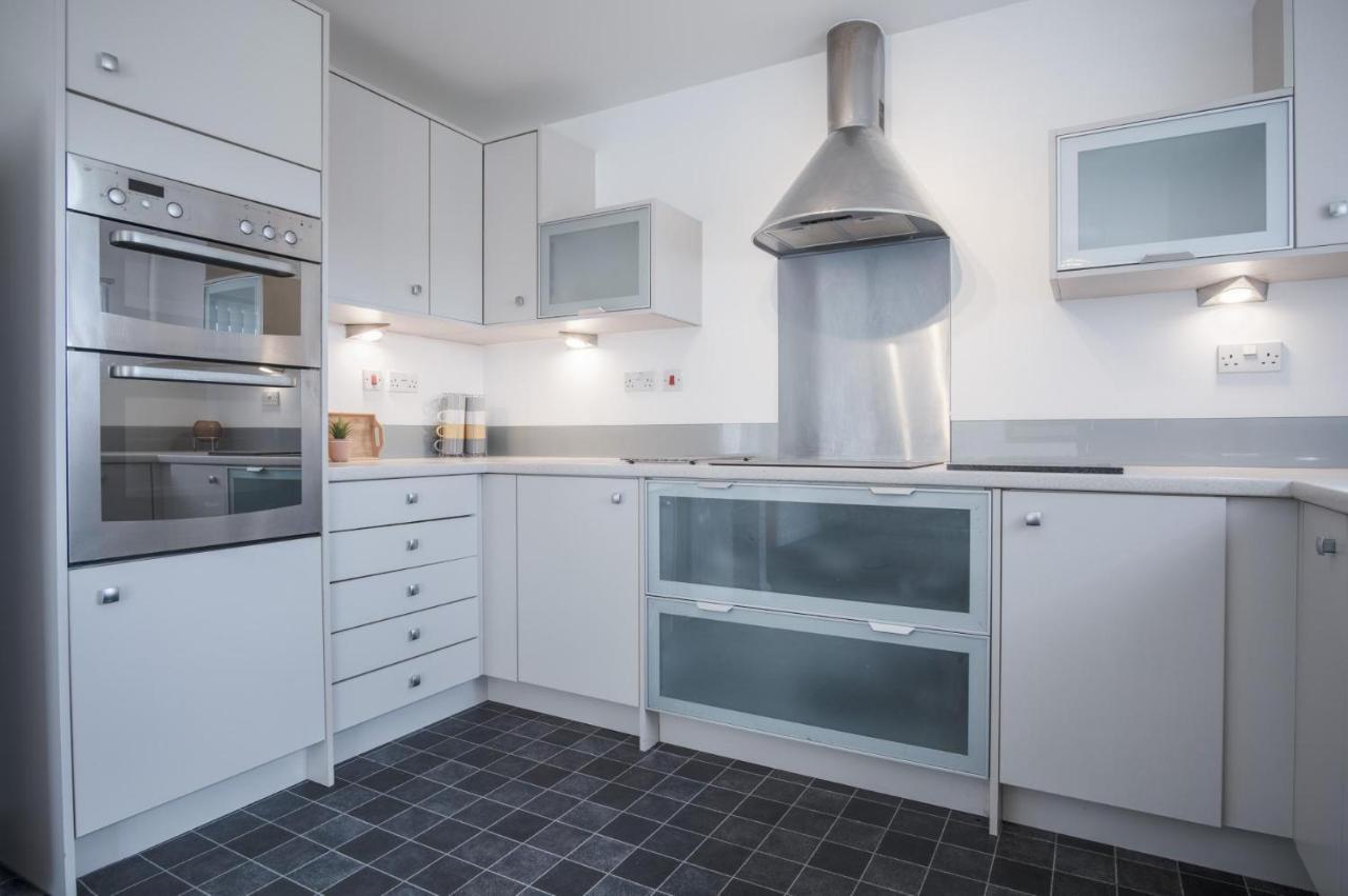 Maritime Quarter - 2 Bedroom Apartment - Sa1 Beach Front Fishermans Way Swansea Exterior photo